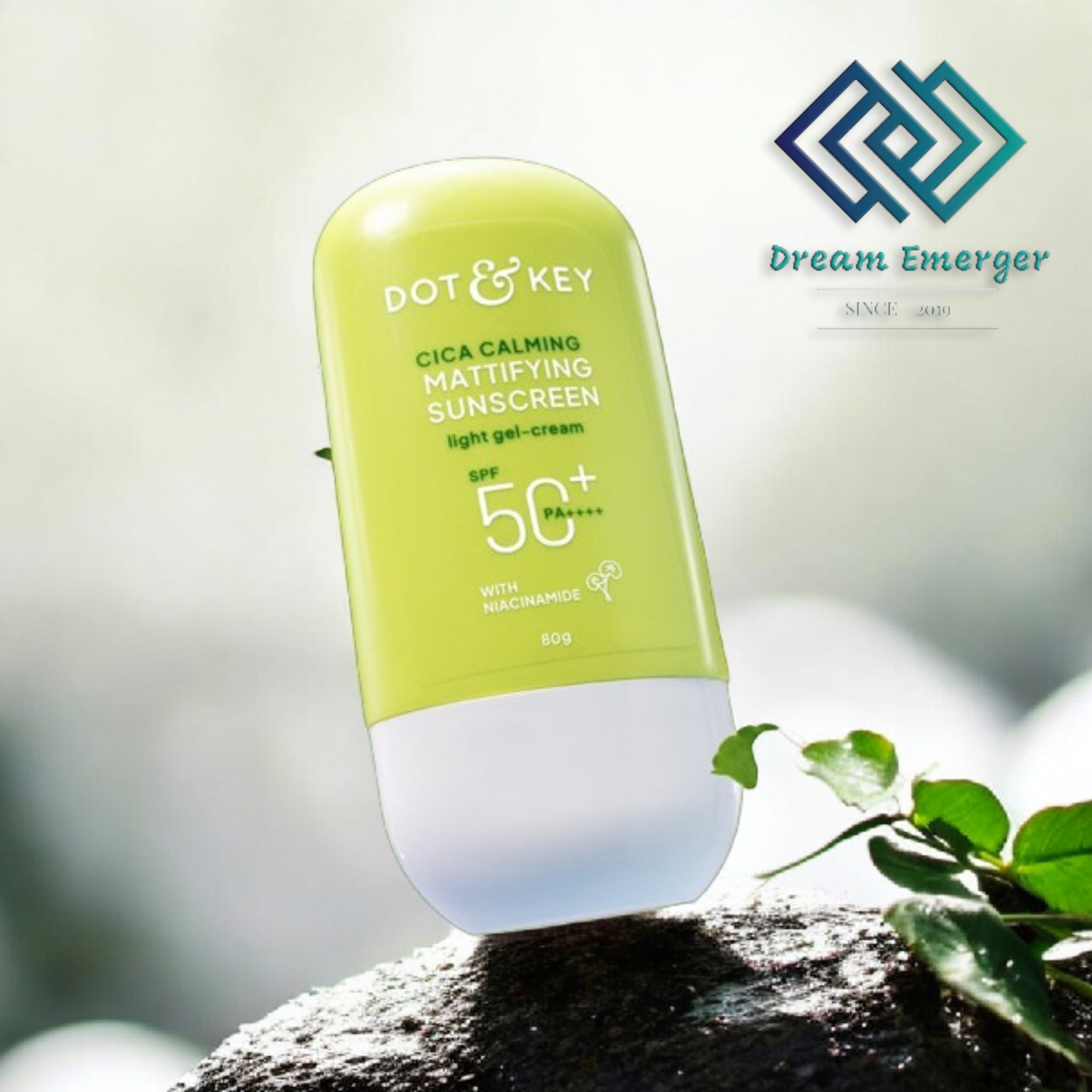 Dot & Key CICA Calming Mattifying Sunscreen SPF 50+ PA++++ (80 g)